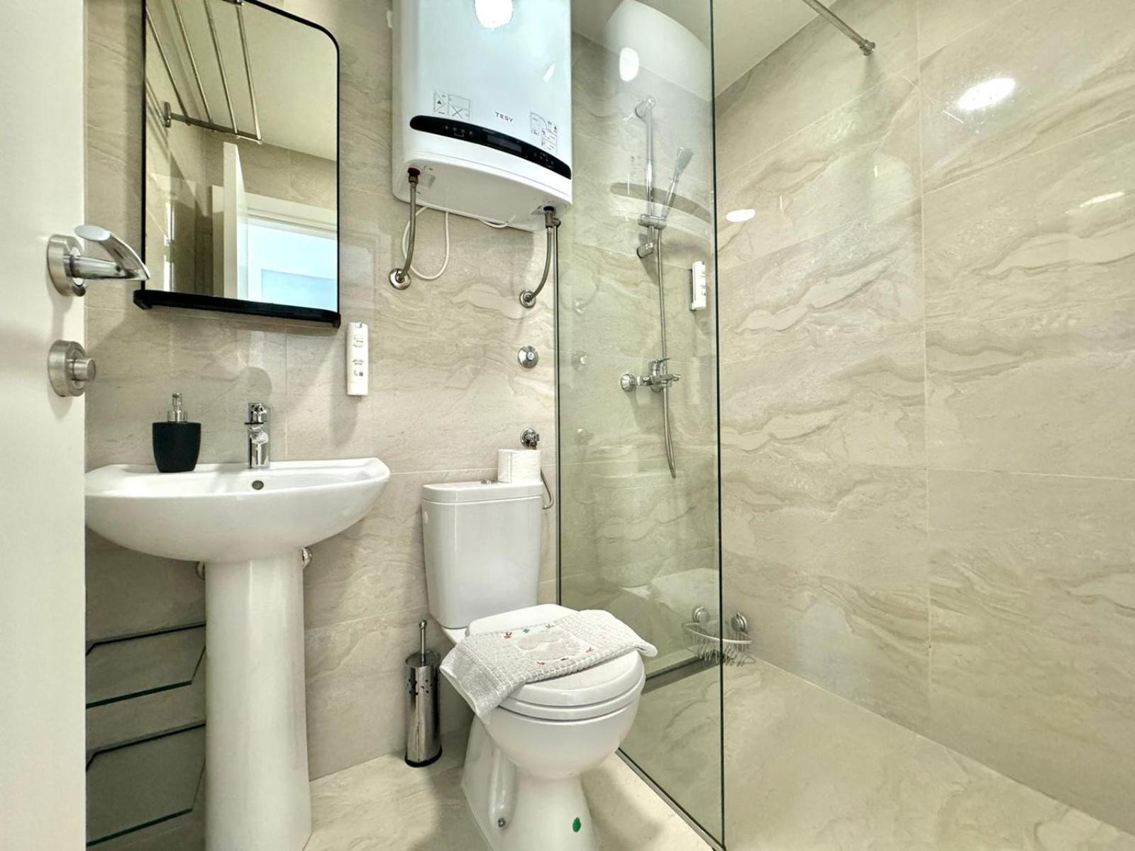 Apartmani Terminal Budva Eksteriør bilde
