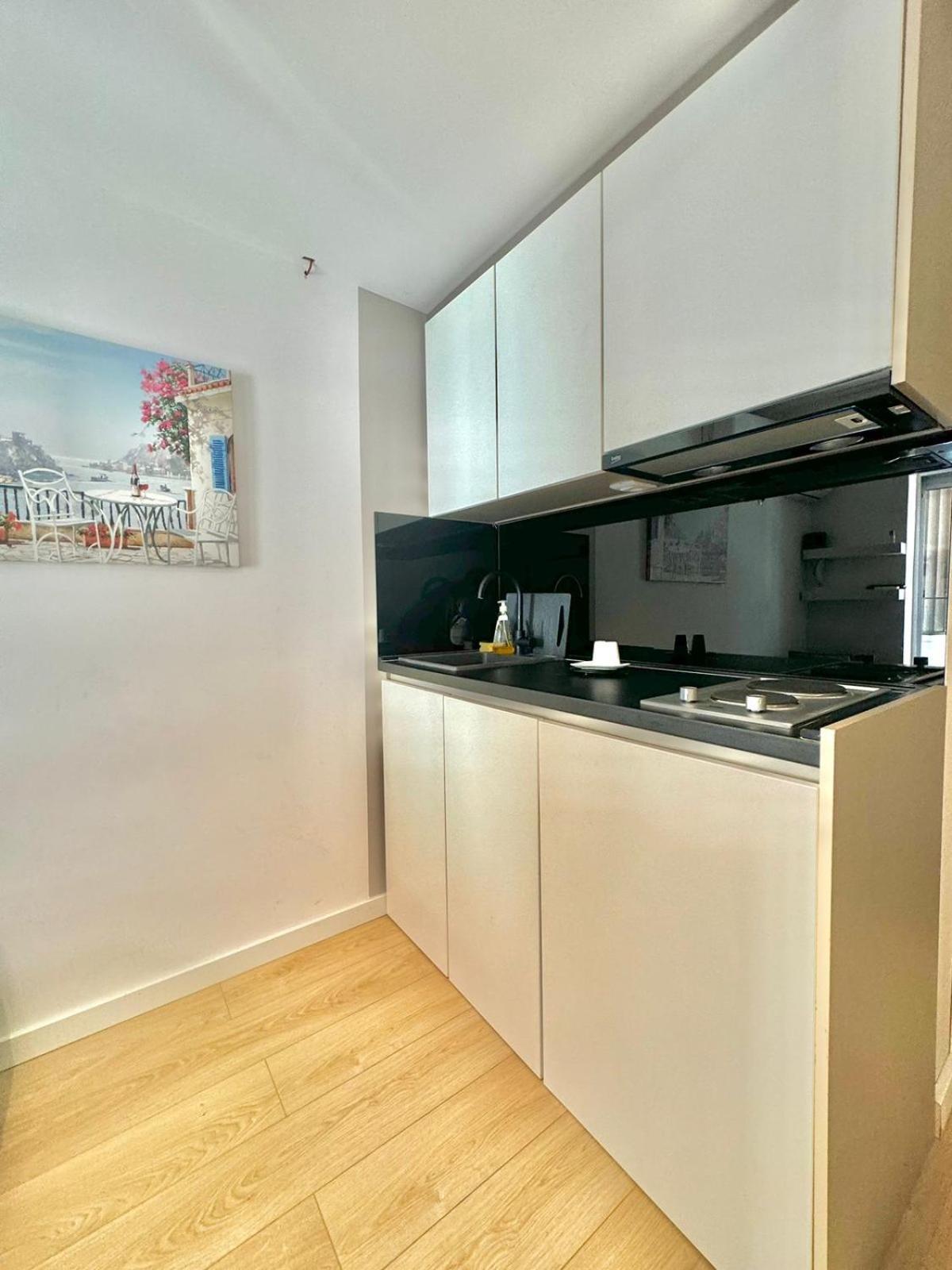 Apartmani Terminal Budva Eksteriør bilde