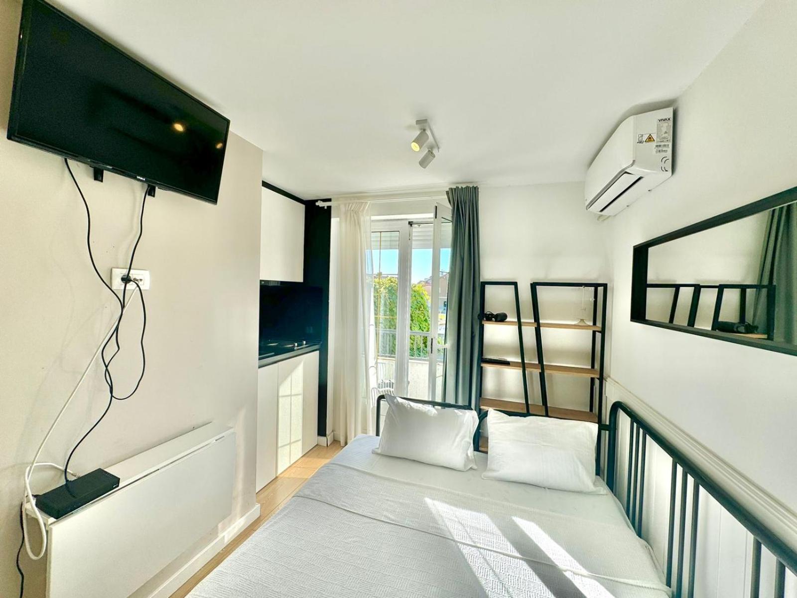 Apartmani Terminal Budva Eksteriør bilde
