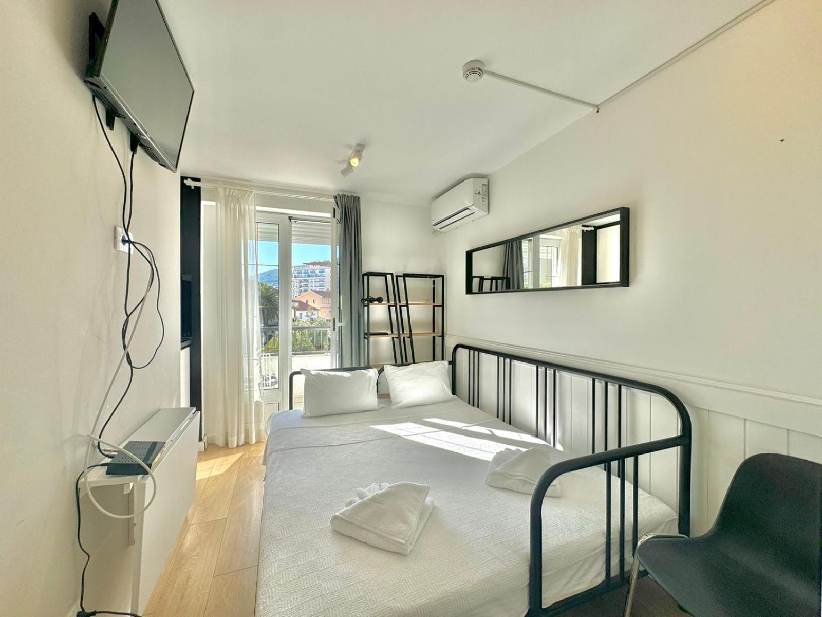Apartmani Terminal Budva Eksteriør bilde